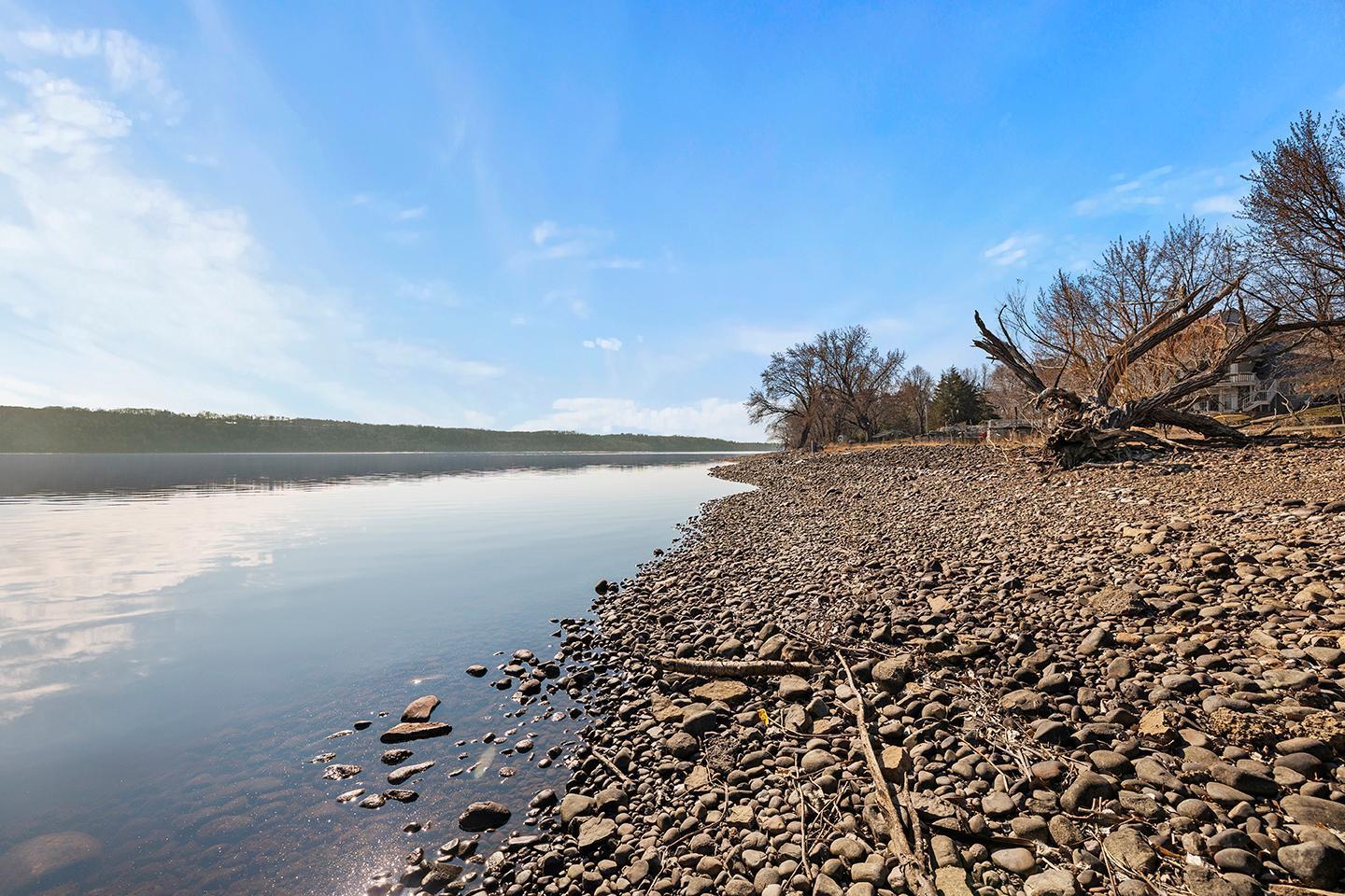 16 Point Road Bayport, MN 55003 - Photo 14 of 17