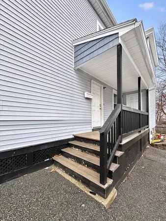 $2,625 | 127 Howard Street, Unit 1, Lawrence, MA 01841