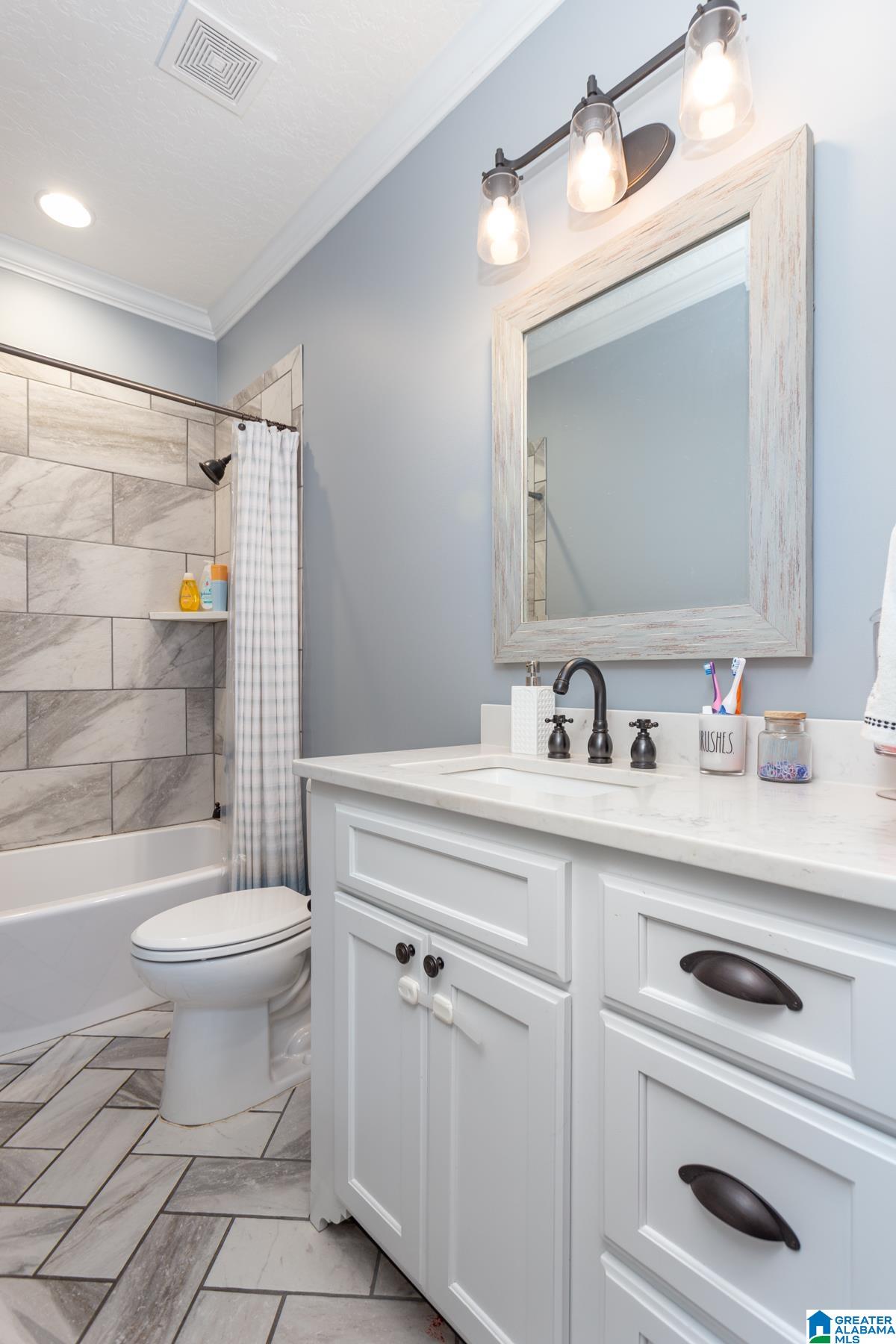 1798 Amanda Lane Gadsden, AL 35907 - Photo 21 of 32