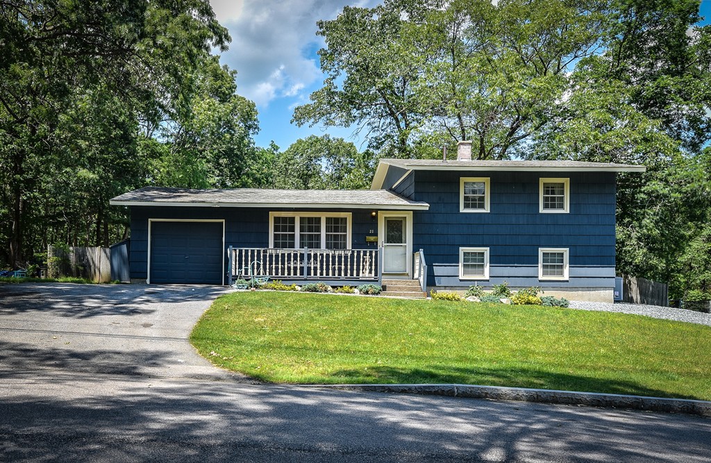 21 Pamela Road Framingham, MA 01701 - Photo 1 of 30 Gallery Image 1