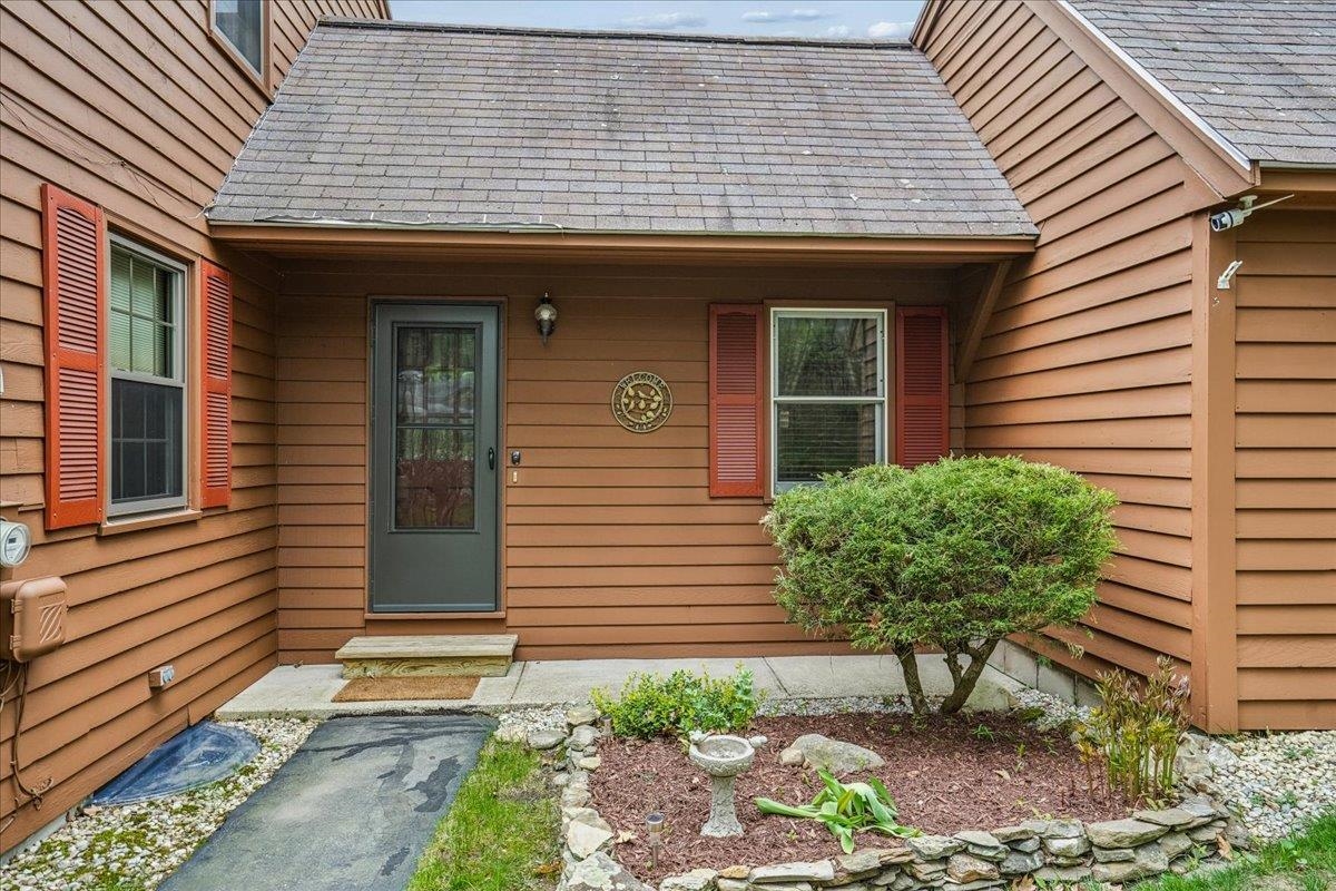 93 English Range Road Derry, NH 03038 - Photo 43 of 47