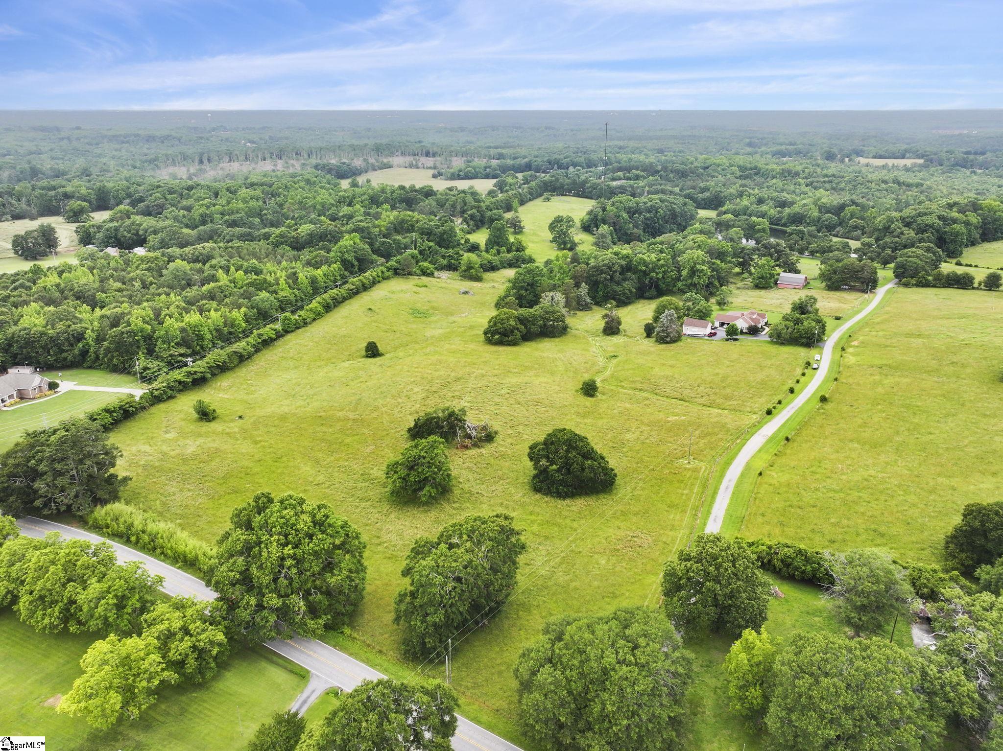 95 State Rd S-42-9964 Spartanburg, SC 29306 - Photo 5 of 35