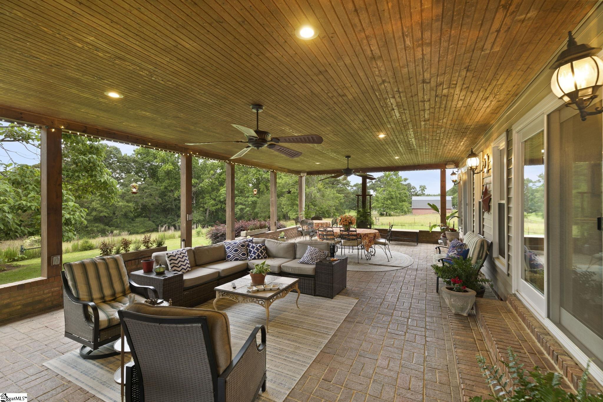 95 State Rd S-42-9964 Spartanburg, SC 29306 - Photo 10 of 35