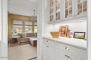 65 Wallacks Drive Stamford, CT 06902 - Photo 16 of 53 14. butlers pantry