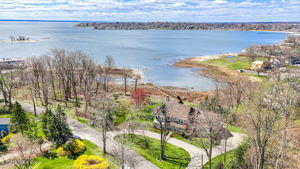 65 Wallacks Drive Stamford, CT 06902 - Photo 2 of 53 1.75