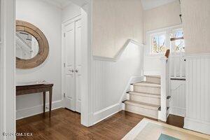 65 Wallacks Drive Stamford, CT 06902 - Photo 31 of 53 25. back stairs