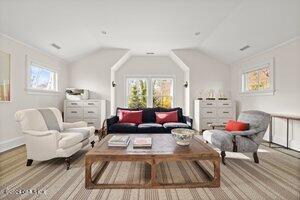 65 Wallacks Drive Stamford, CT 06902 - Photo 43 of 53 37 second floor studio or game room