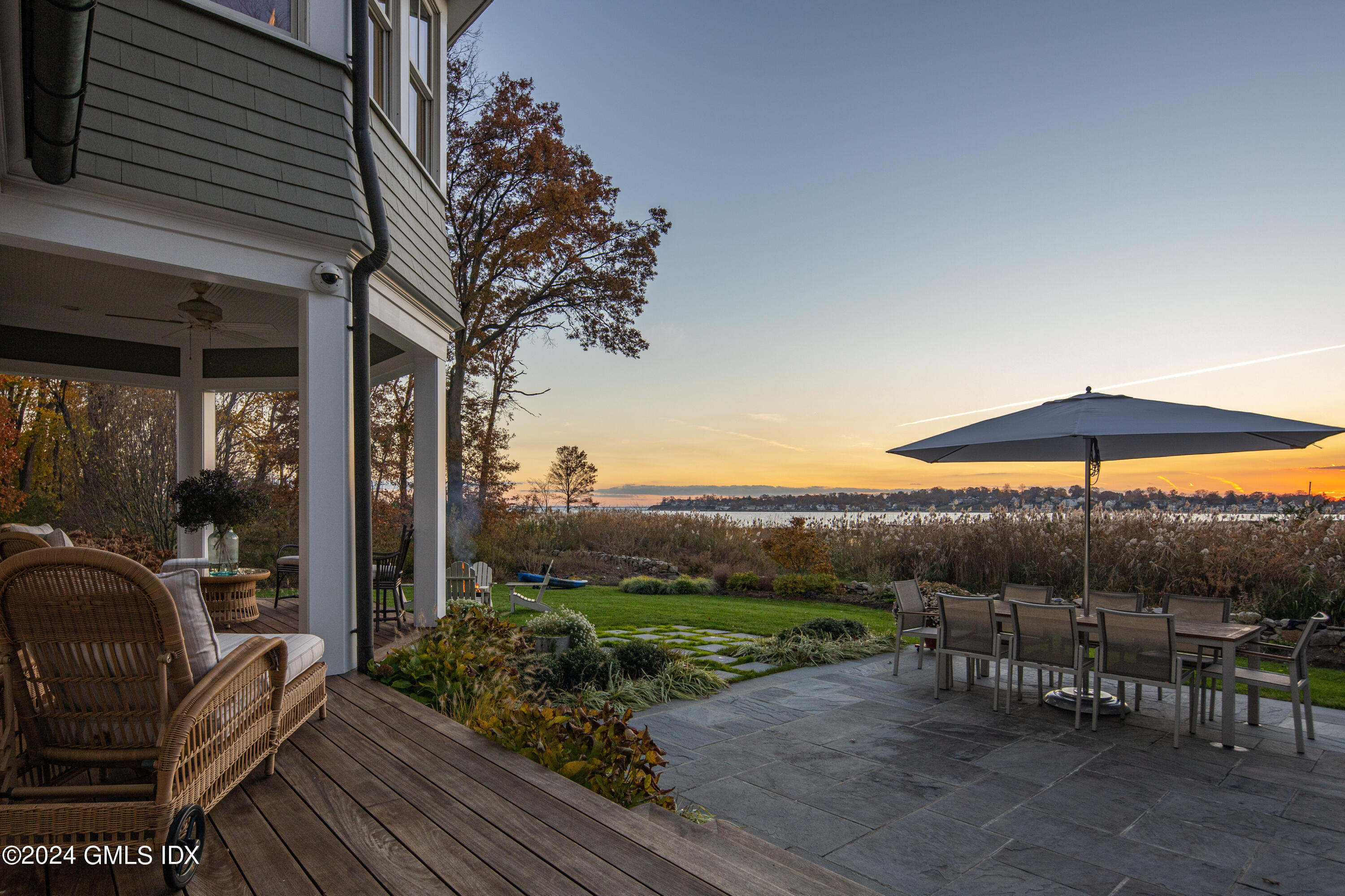 65 Wallacks Drive Stamford, CT 06902 - Photo 53 of 53 47. savor a sunset
