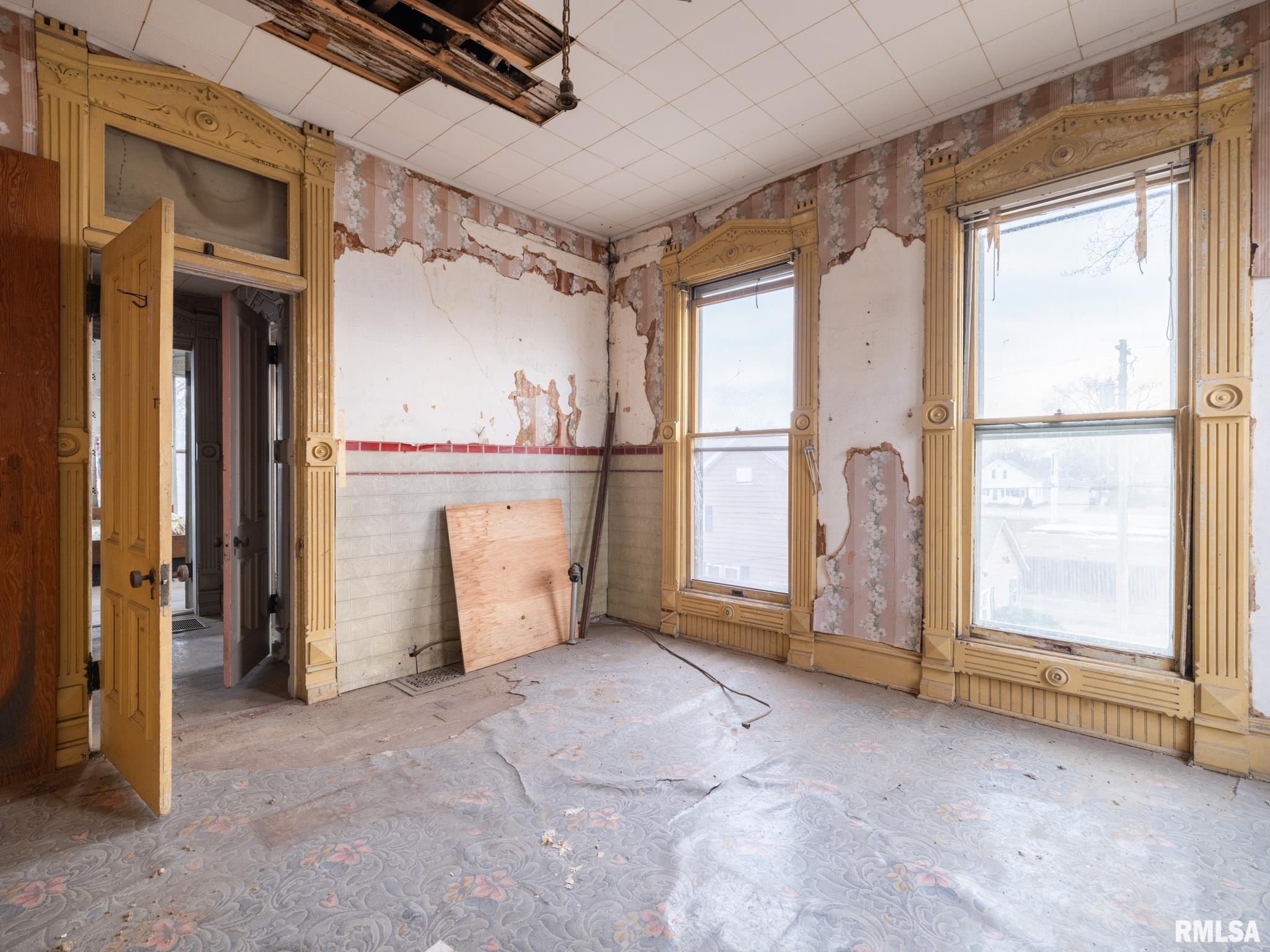 113 North 3rd Street Dunlap, IL 61525 - Photo 14 of 73