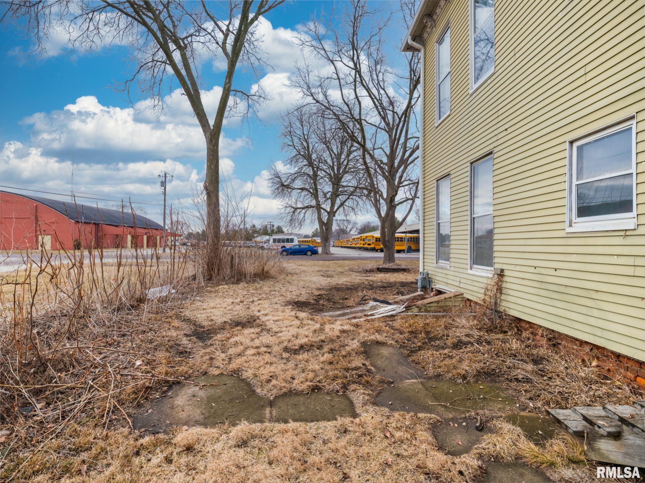 113 North 3rd Street Dunlap, IL 61525 - Photo 41 of 73