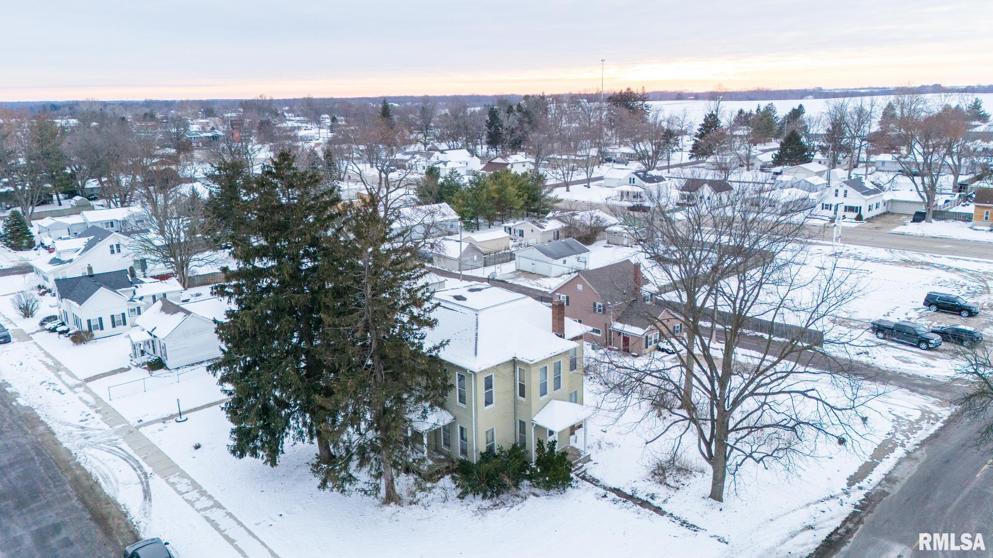 113 North 3rd Street Dunlap, IL 61525 - Photo 6 of 73