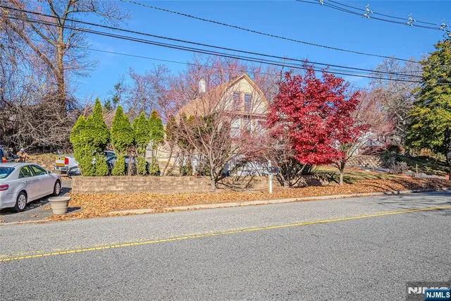 $525,000 | 69 Linda Vista Avenue, North Haledon, NJ 07508