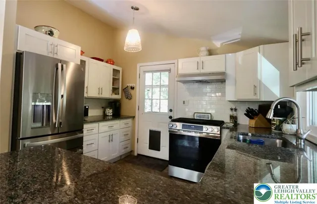 $349,000 | 107 Village Lane, Hawley, PA 18428