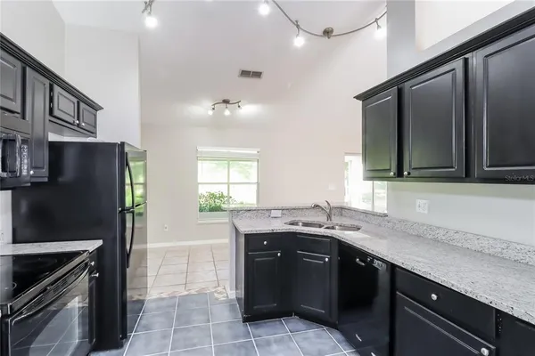 $2,400 | 1057 Arbor Hill Circle, Minneola, FL 34715