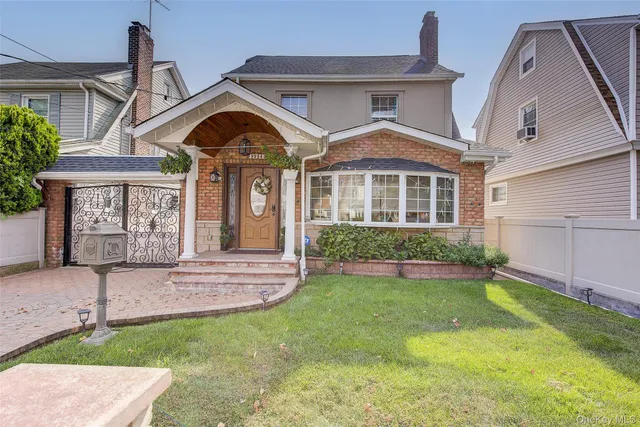 $999,000 | 92-24 218th Street | Queens Village