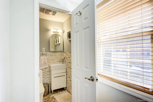 $999,000 | 92-24 218th Street | Queens Village