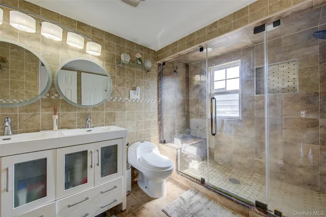 $999,000 | 92-24 218th Street | Queens Village