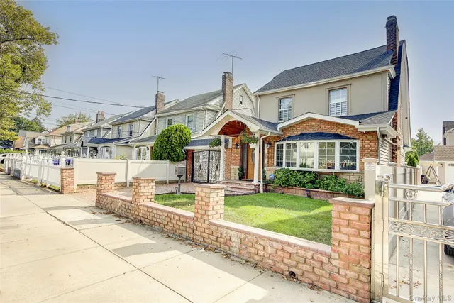 $999,000 | 92-24 218th Street | Queens Village