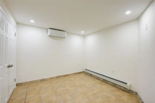 $999,000 | 92-24 218th Street | Queens Village