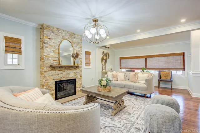 $999,000 | 92-24 218th Street | Queens Village