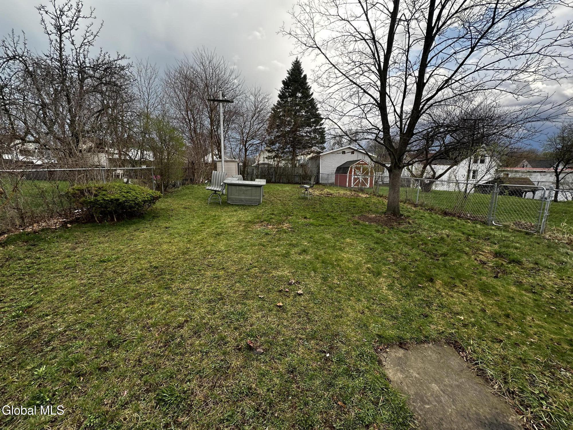 117 Henry Street Schenectady, NY 12304 - Photo 5 of 5 IMG_6322