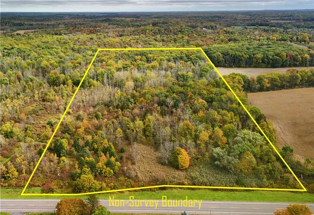 $84,900 | 8096 Highway 104A, Wolcott, NY 13143