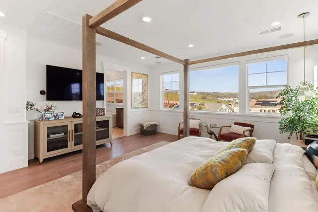 $1,950,000 | 810 Fallen Log Court, Rocklin, CA 95765