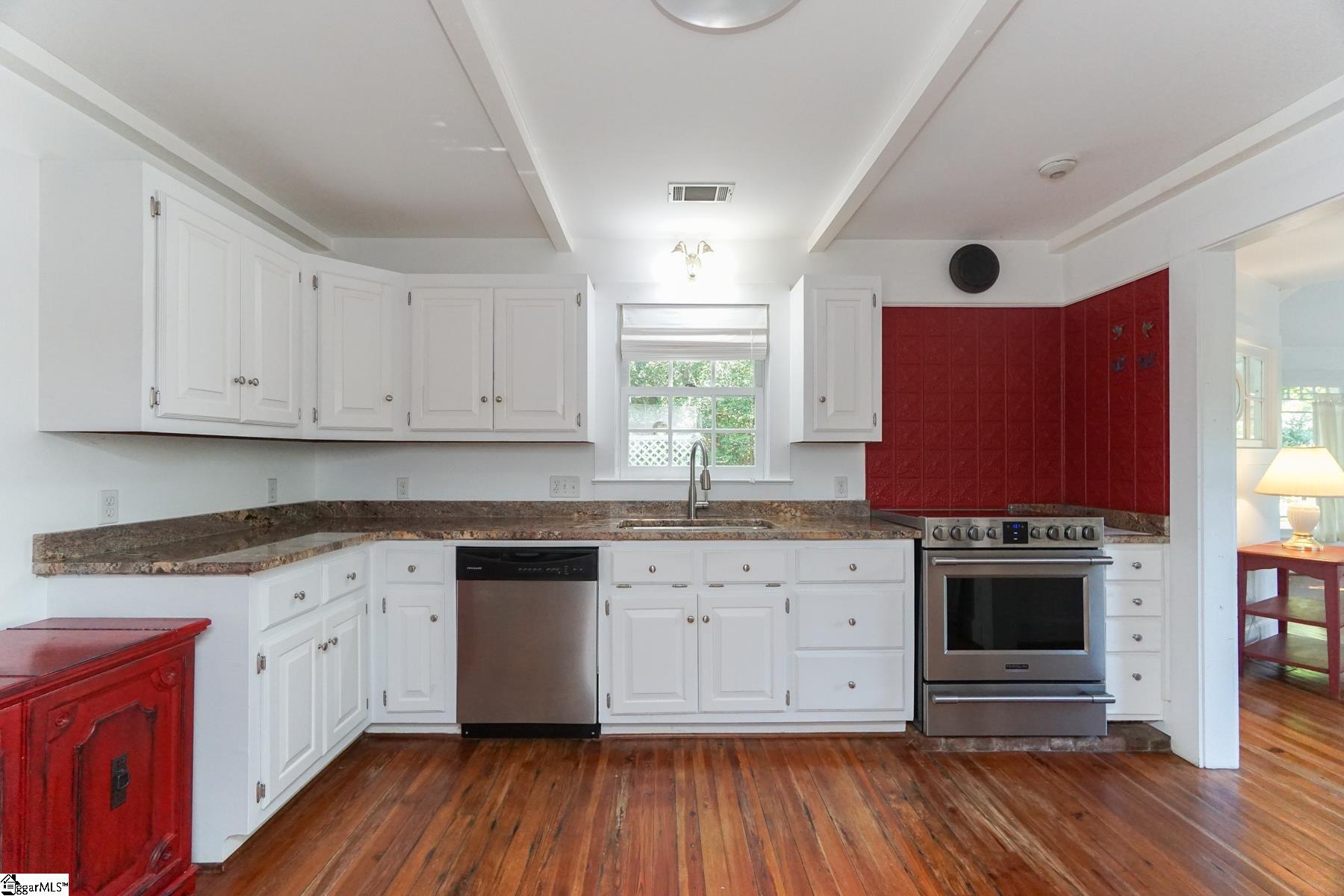 4541 State Park Road Greenville, SC 29609 - Photo 11 of 36 Gallery Image 11