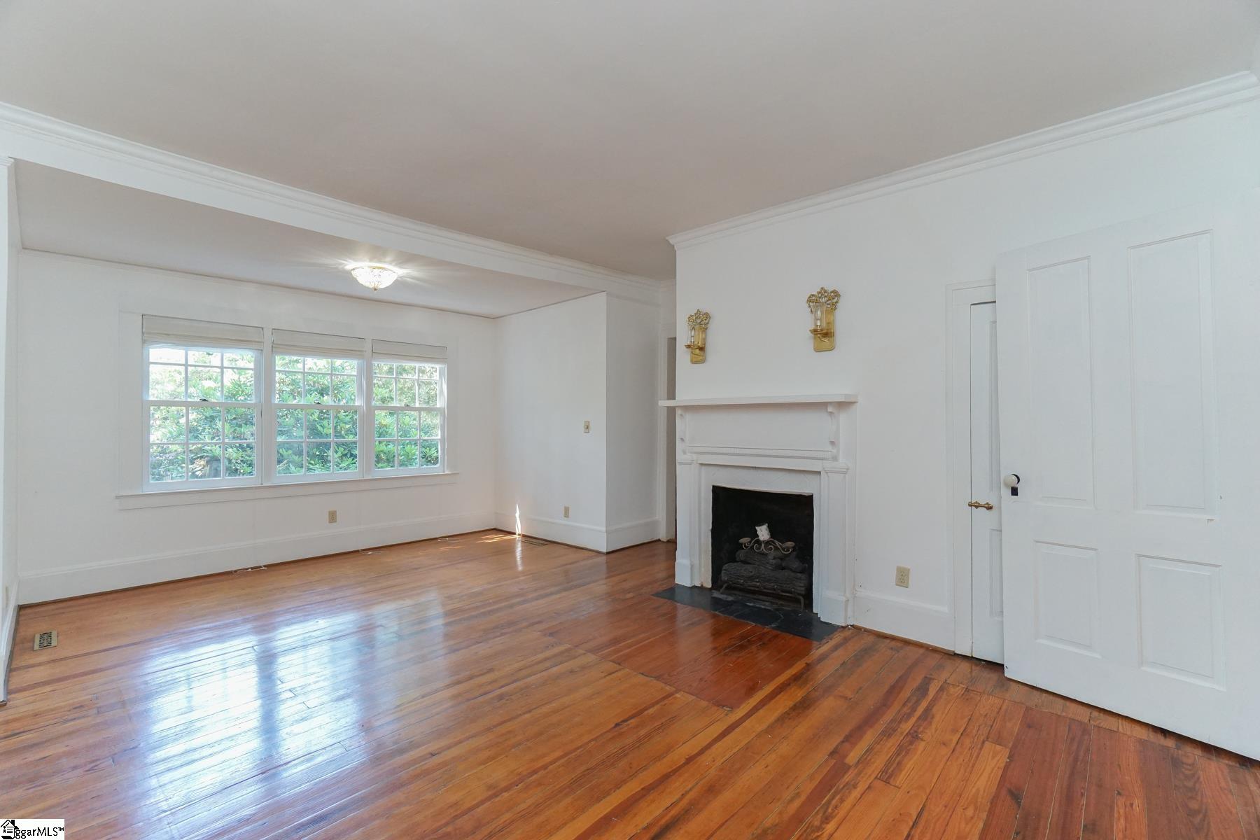4541 State Park Road Greenville, SC 29609 - Photo 9 of 36 Gallery Image 9