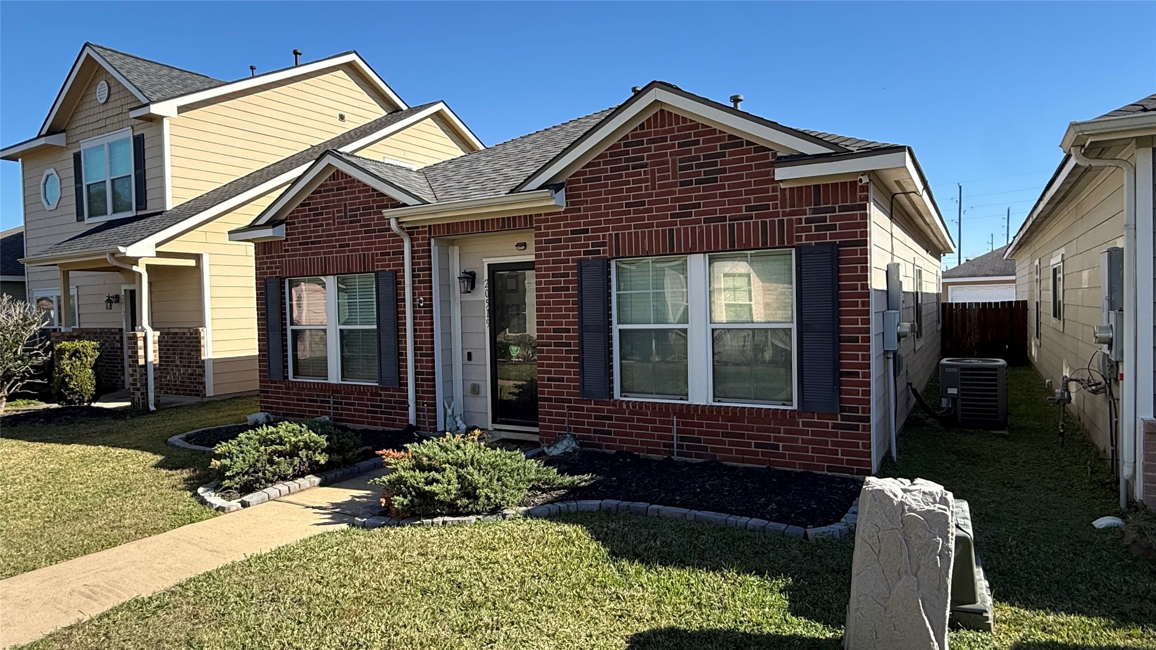 20519 Sycamore Crest Lane Katy, TX 77449 - Photo 3 of 27