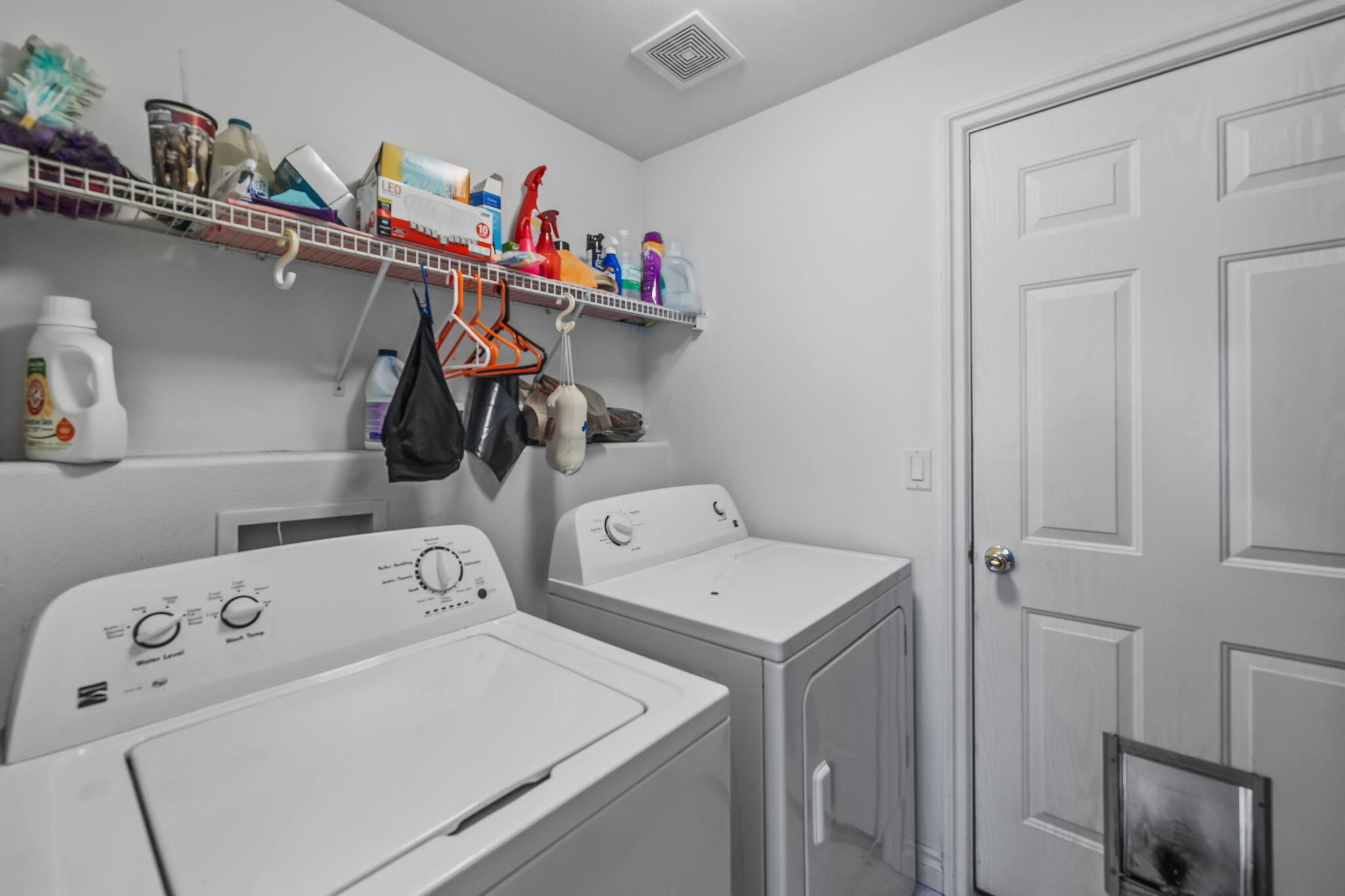 3060 Yellow Ribbon Drive Bend, OR 97701 - Photo 10 of 31 2023_07_14_3060_yellow_ribbon_dr-11