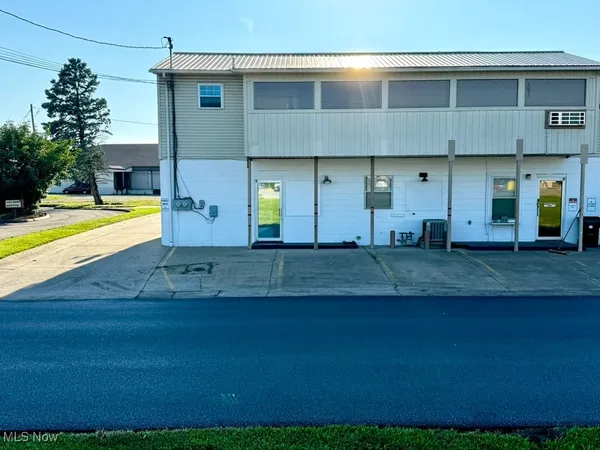 $315,000 | 209 Lee Street, Belpre, OH 45714