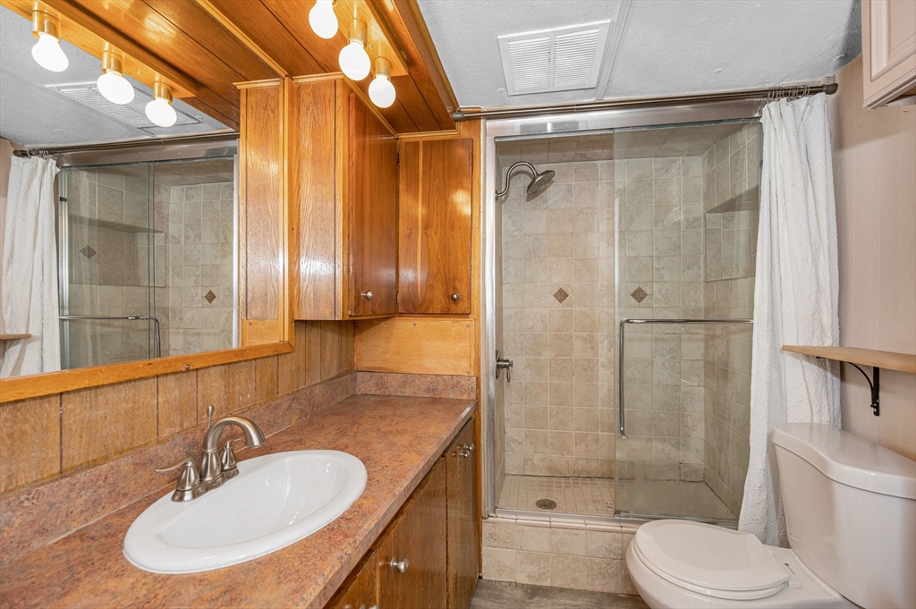 261 Newbury Street, Unit 33B Peabody, MA 01960 - Photo 11 of 24