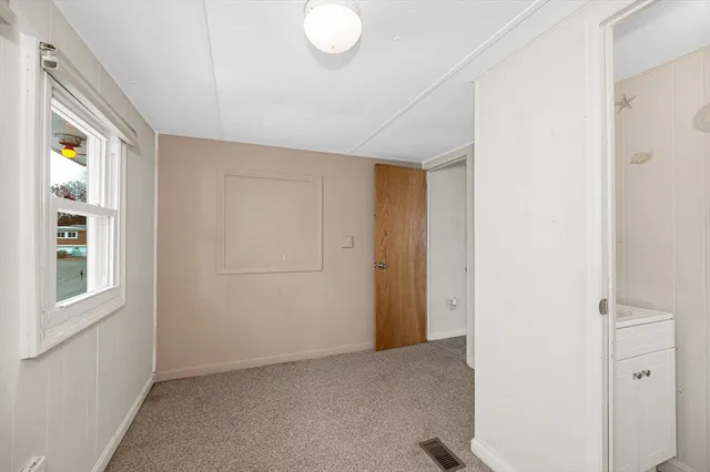 $169,900 | 261 Newbury Street, Unit 33B, Peabody, MA 01960