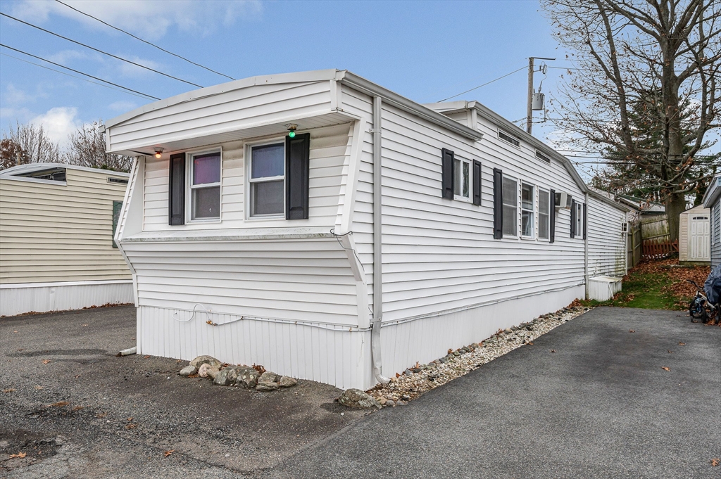 261 Newbury Street, Unit 33B Peabody, MA 01960 - Photo 22 of 24