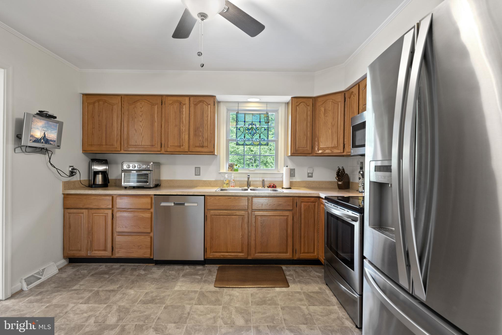 5501 Stephen Reid Road Huntingtown, MD 20639 - Photo 14 of 40