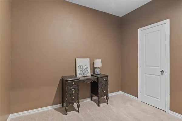 a view of workspace with furniture