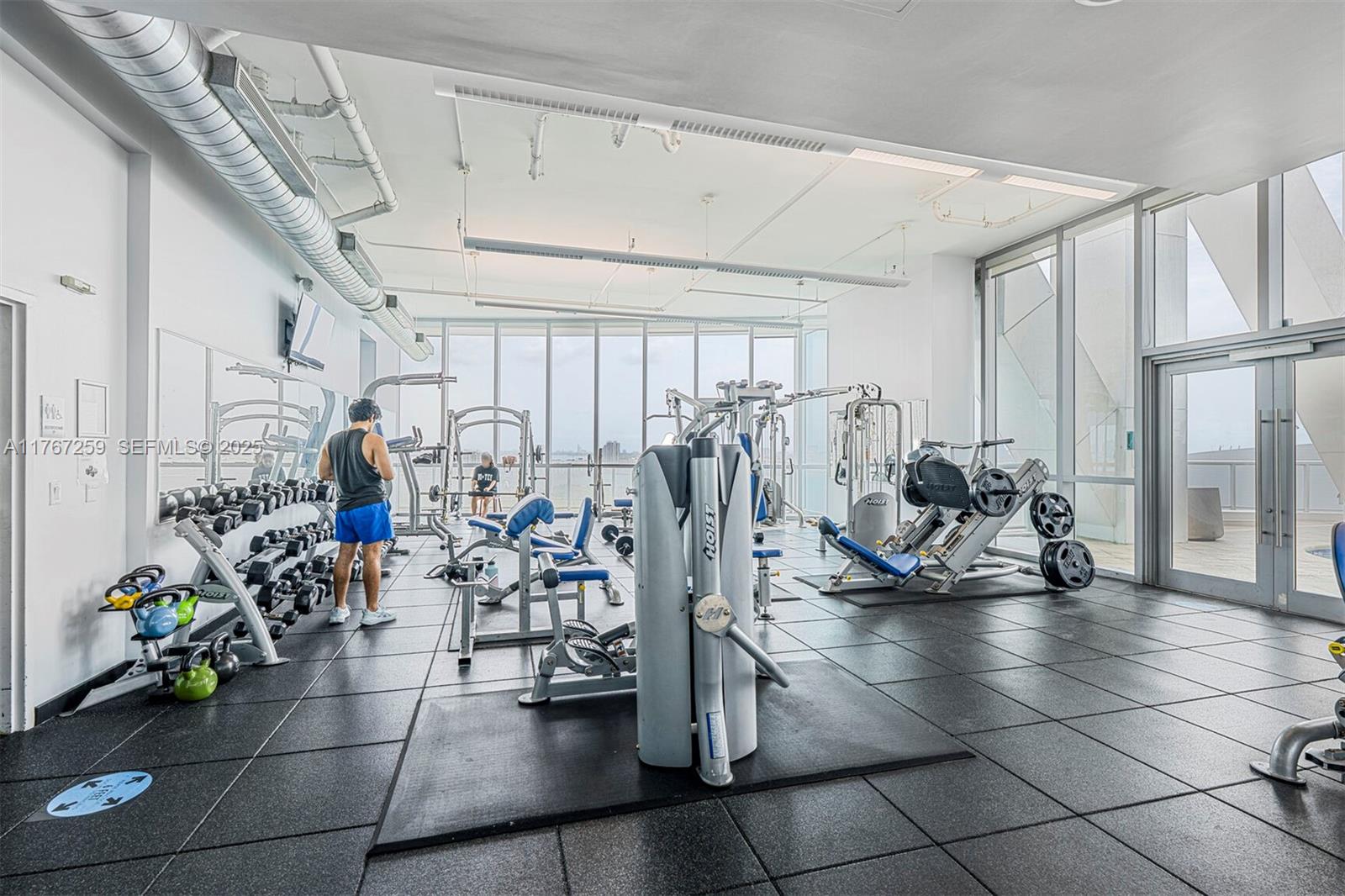 888 Biscayne Boulevard, Unit 4306 Miami, FL 33132 - Photo 15 of 70