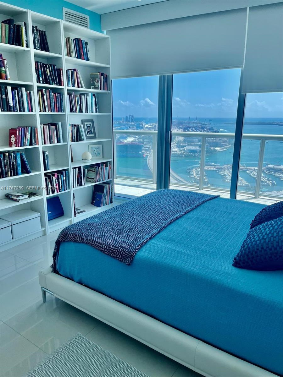 888 Biscayne Boulevard, Unit 4306 Miami, FL 33132 - Photo 27 of 70