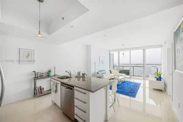 $620,000 | 888 Biscayne Boulevard, Unit 4306, Miami, FL 33132