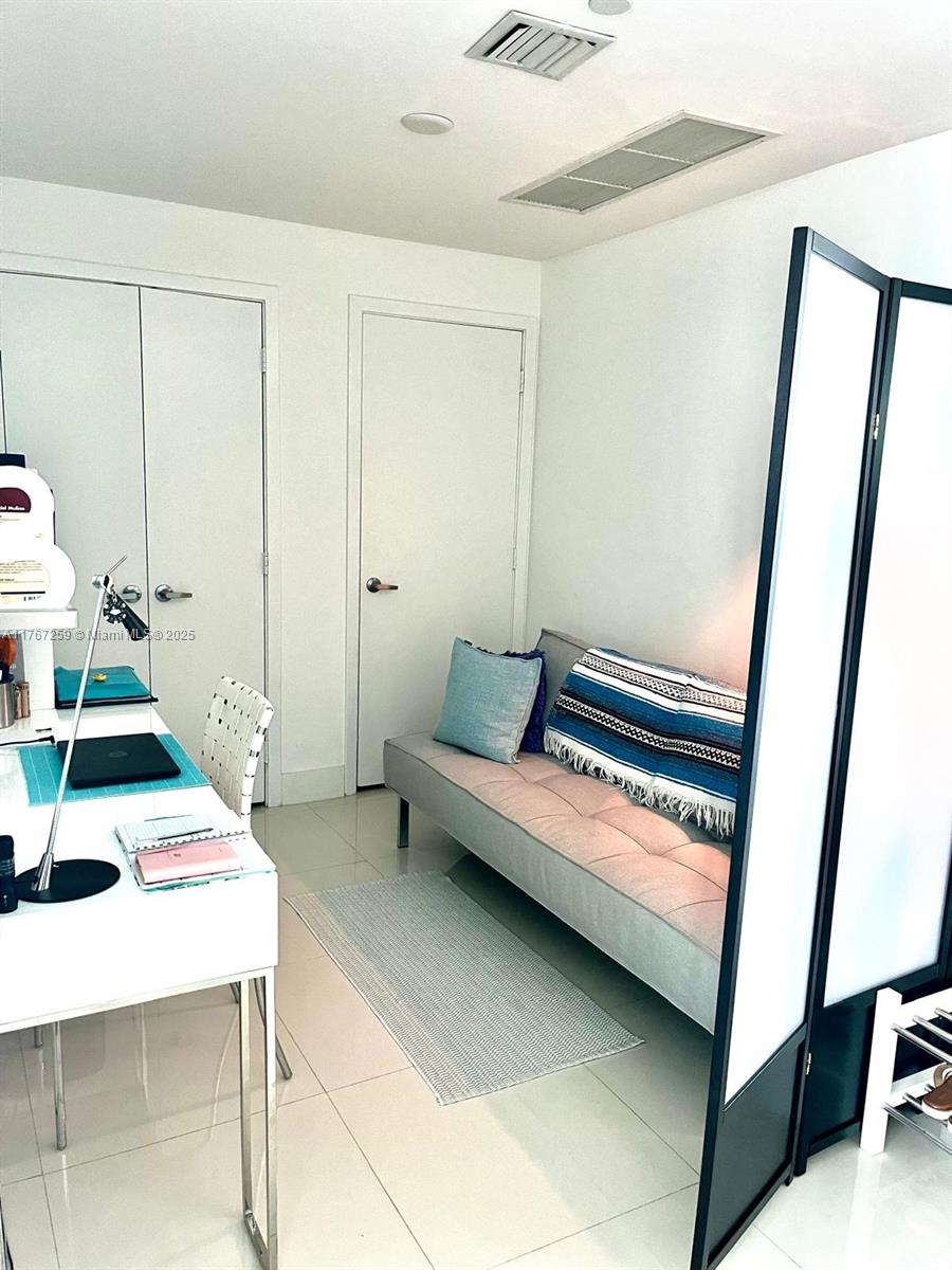 888 Biscayne Boulevard, Unit 4306 Miami, FL 33132 - Photo 39 of 70