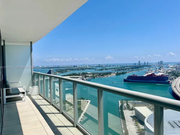 $620,000 | 888 Biscayne Boulevard, Unit 4306, Miami, FL 33132