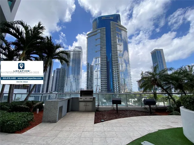 $630,000 | 888 Biscayne Boulevard, Unit 4306, Miami, FL 33132