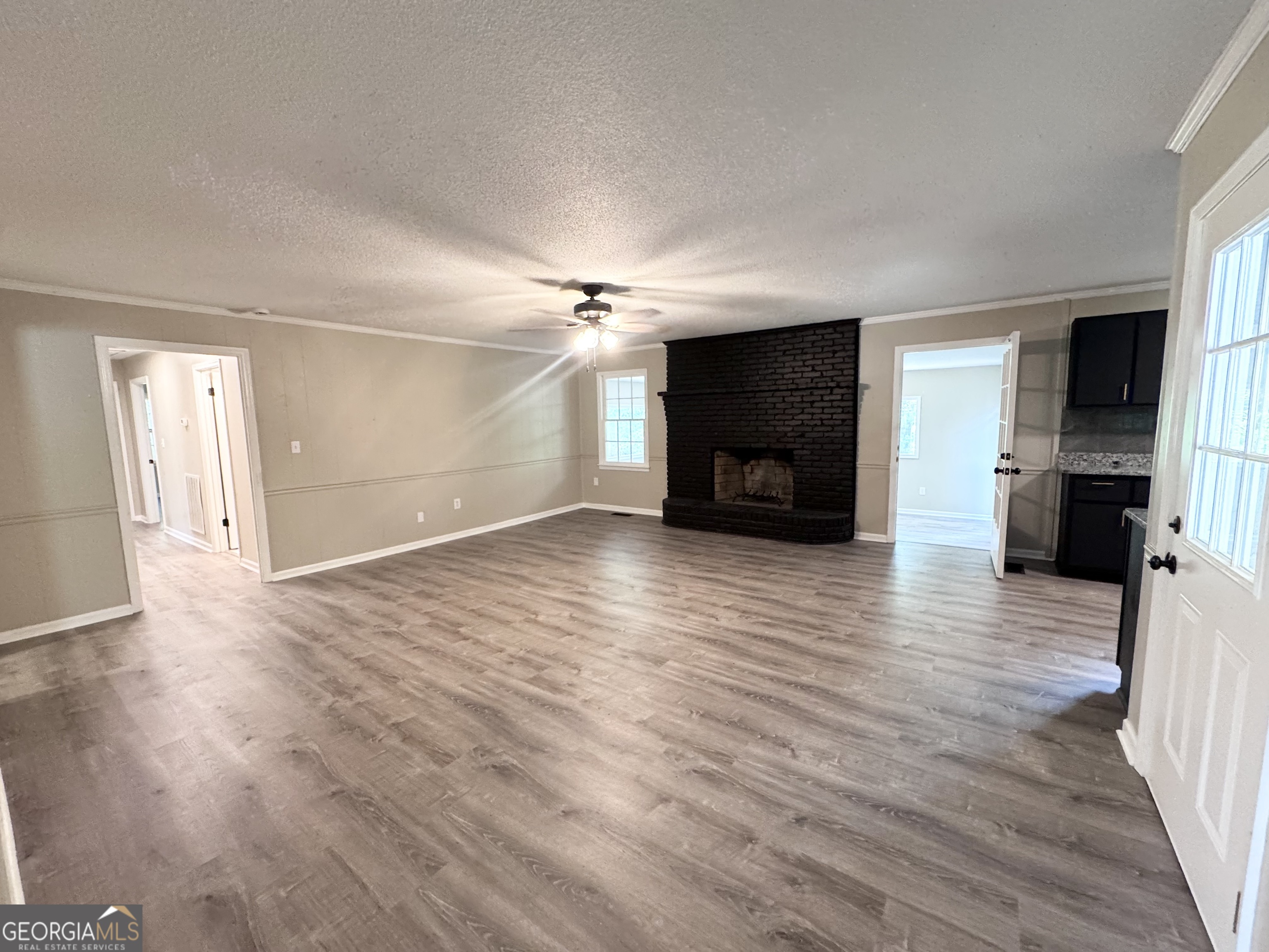 304 Pinewood Drive Dublin, GA 31021 - Photo 12 of 39