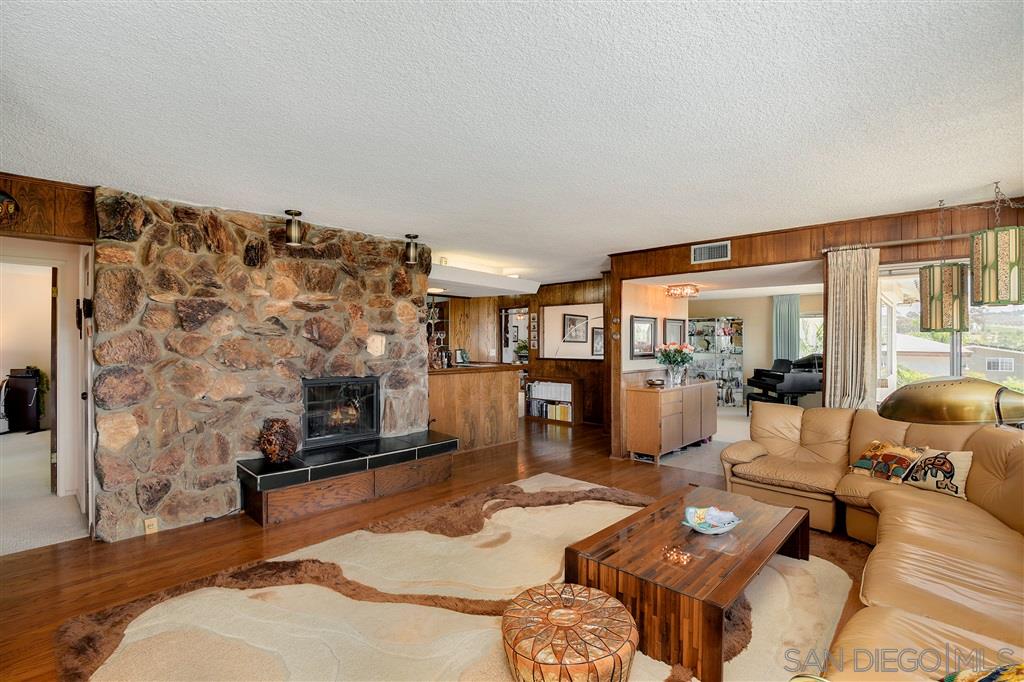 836 Mason Road Vista, CA 92084 - Photo 5 of 25