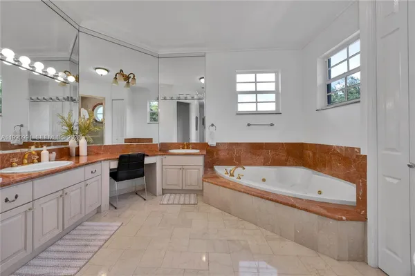 $24,000 | 6200 Granada Boulevard, Coral Gables, FL 33146