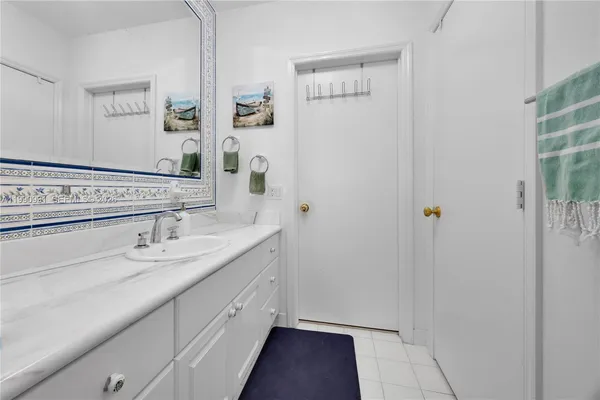 $24,000 | 6200 Granada Boulevard, Coral Gables, FL 33146