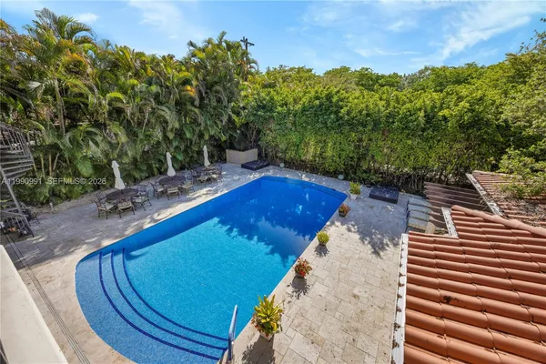 $24,000 | 6200 Granada Boulevard, Coral Gables, FL 33146