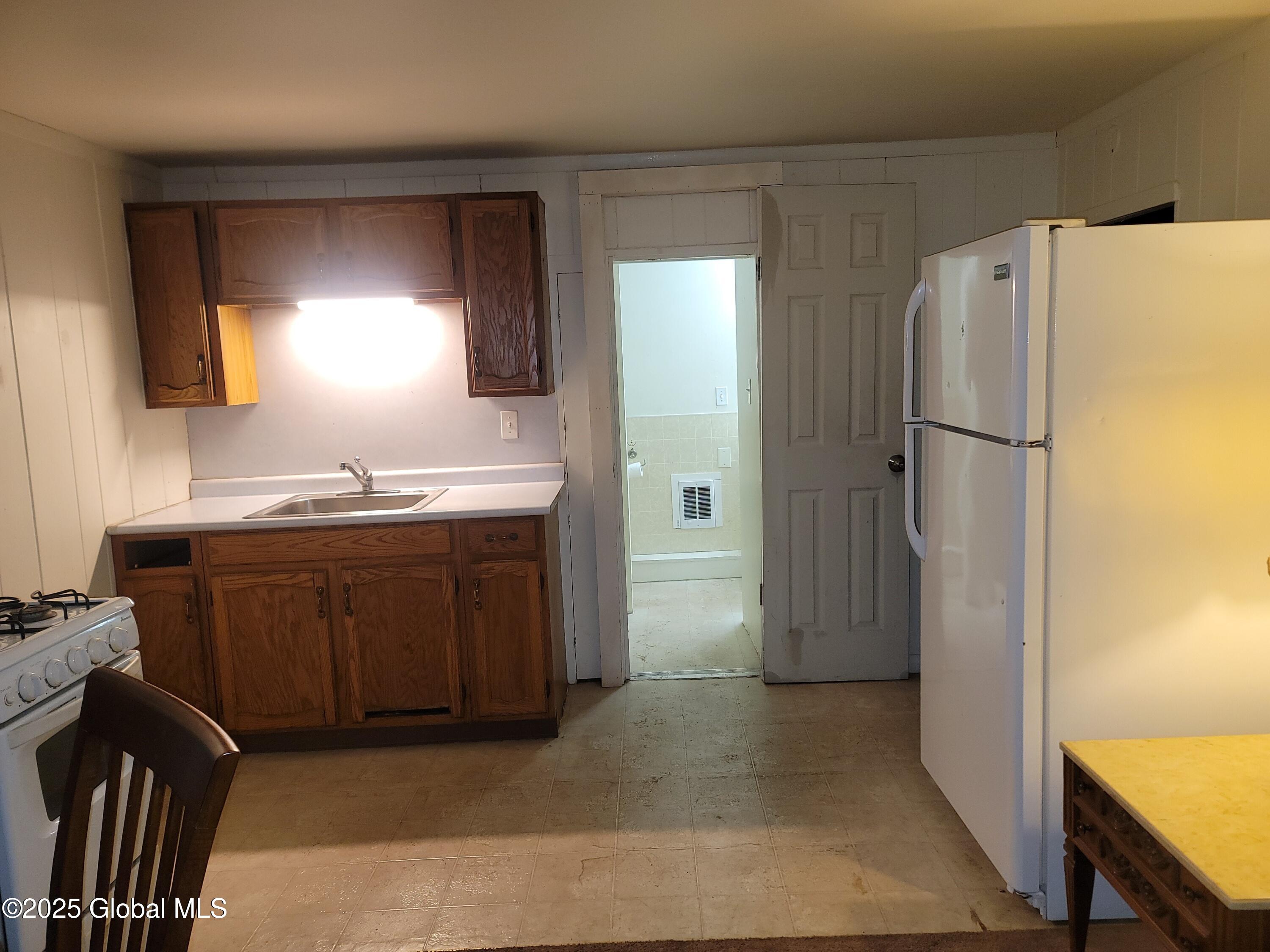 3545 Carman Road, Unit 35 Schenectady, NY 12303 - Photo 8 of 8 3545 Carman 13