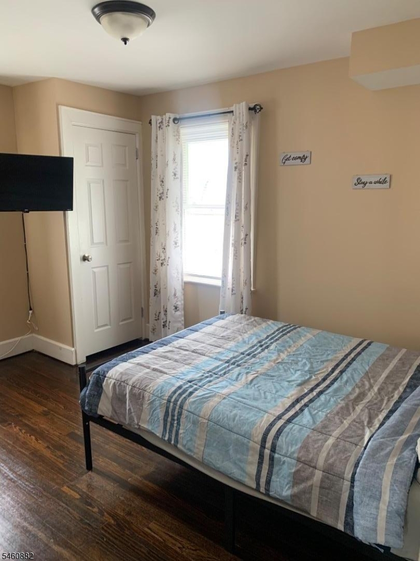 179 Richelieu Terrace Newark, NJ 07106 - Photo 14 of 25 Gallery Image 14